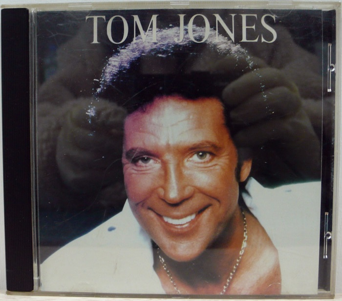 TOM JONES CD